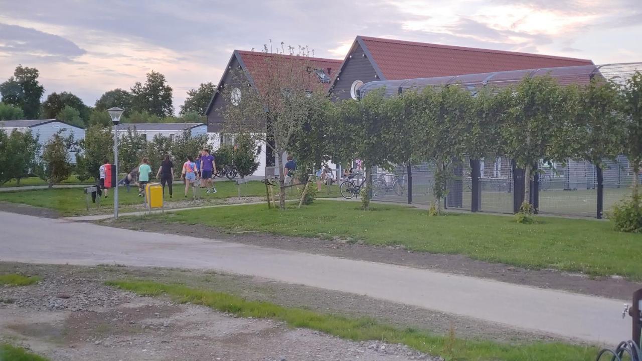 Chalet M44 Oostkapelle Esterno foto